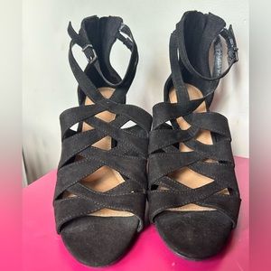 Black Christian Siriano Heels - Never Worn - Size 8